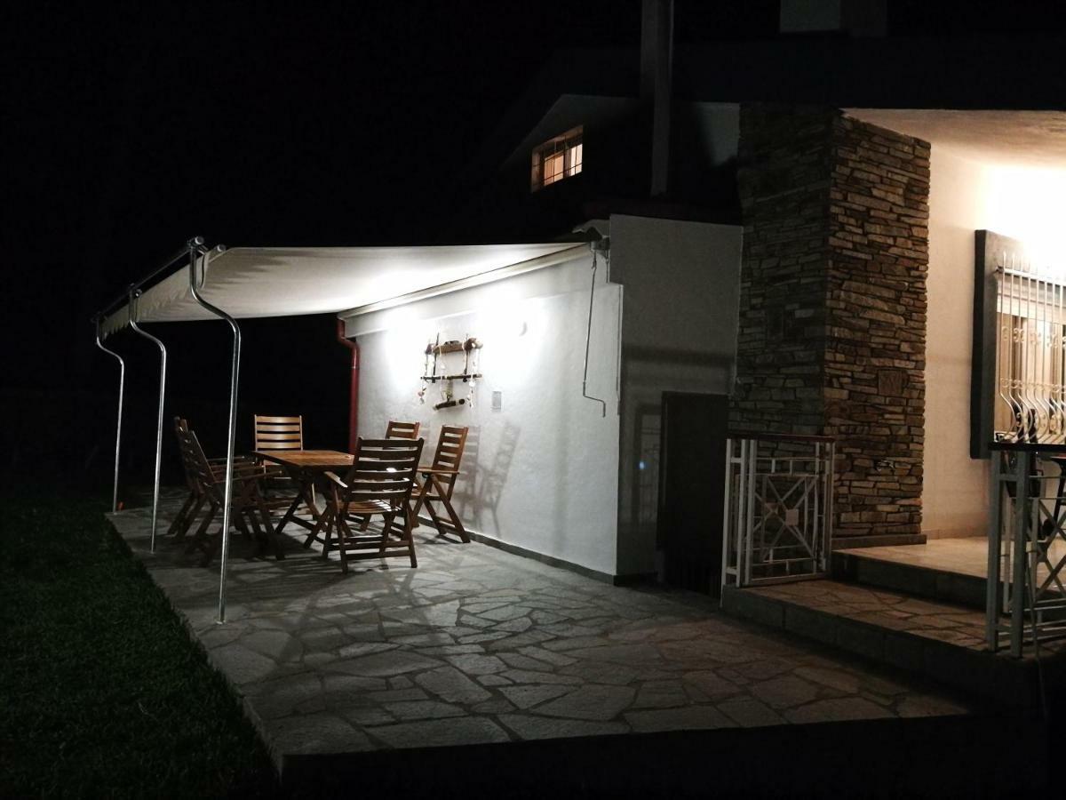 Nirvana House Sani  Bagian luar foto