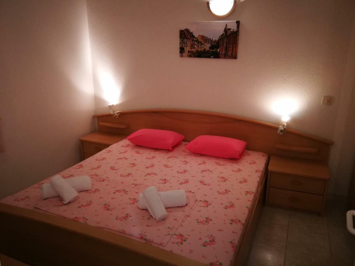 Nirvana House Sani  Bagian luar foto